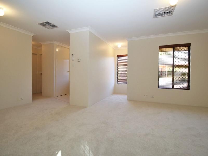 20/8 Garnsworthy Place, Bassendean WA 6054