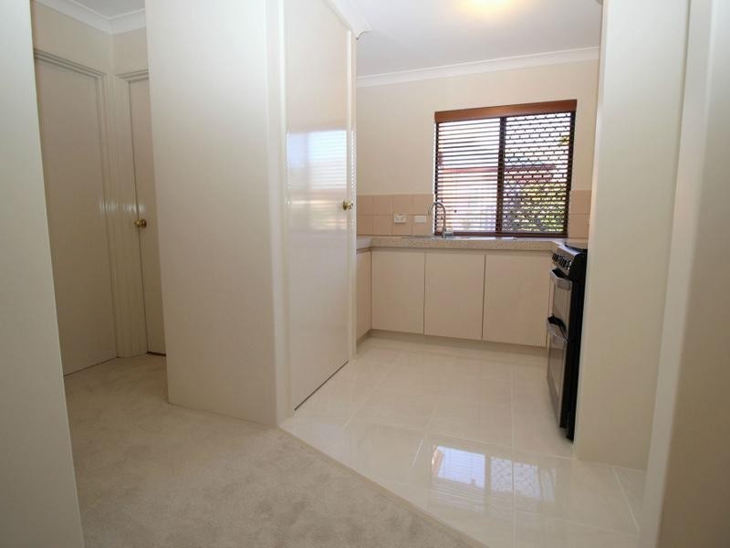 20/8 Garnsworthy Place, Bassendean WA 6054