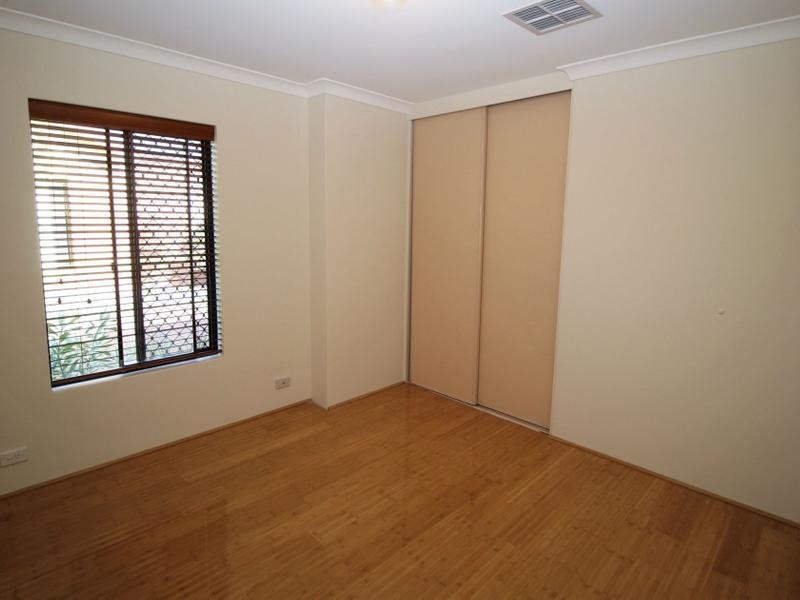 20/8 Garnsworthy Place, Bassendean WA 6054