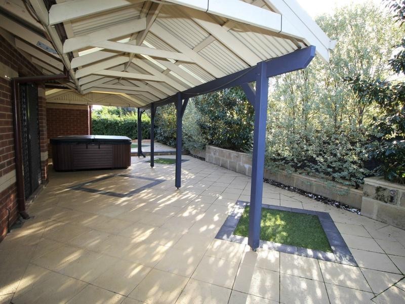 20/8 Garnsworthy Place, Bassendean WA 6054