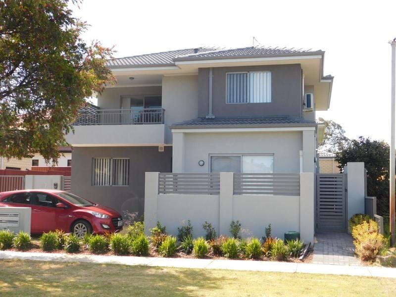 4/107 Odin Road, Innaloo WA 6018