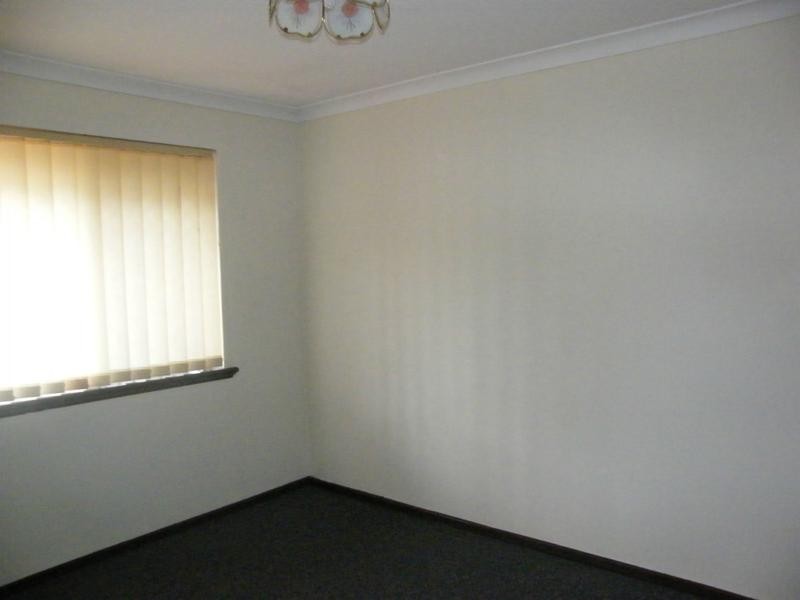 29 Girrawheen Avenue, Girrawheen WA 6064