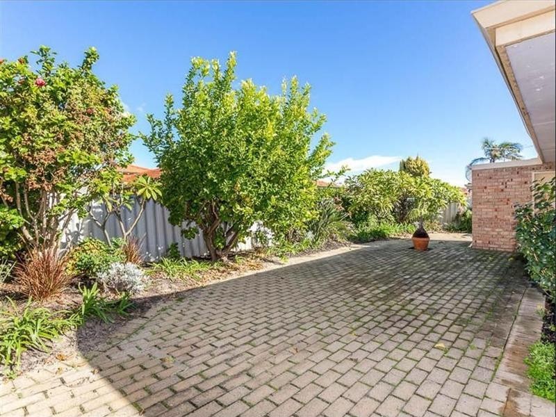 6B Bangalay Way, Dianella WA 6059