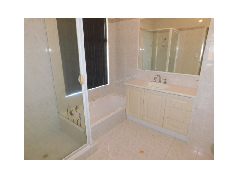 17 RANDALL STREET, Dianella WA 6059