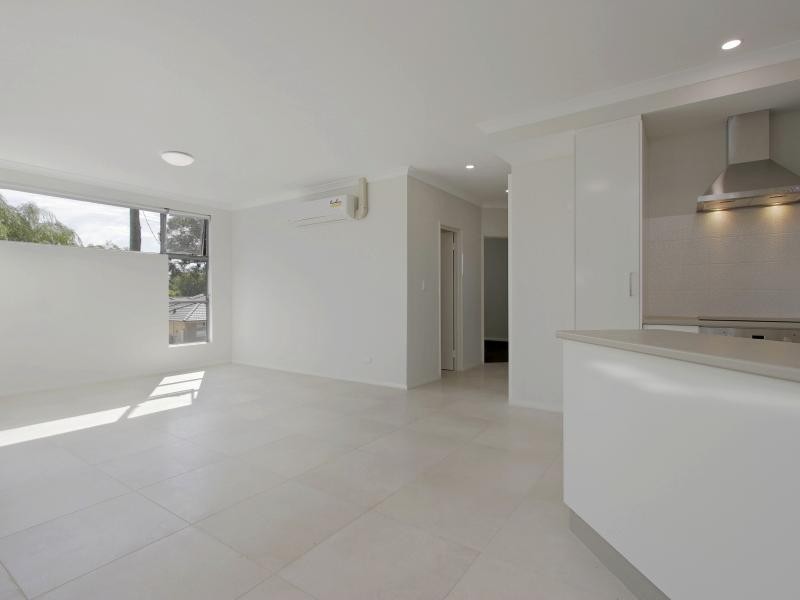 3/18 Mathoura Street, Midland WA 6056