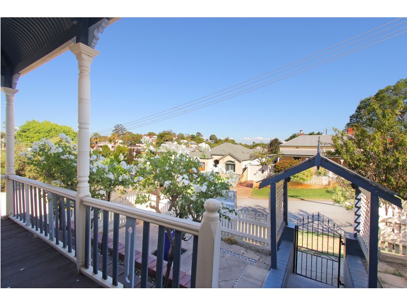 12 HILL STREET, Bayswater WA 6053