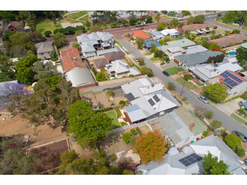 12 HILL STREET, Bayswater WA 6053