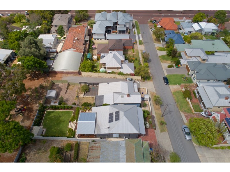 12 HILL STREET, Bayswater WA 6053