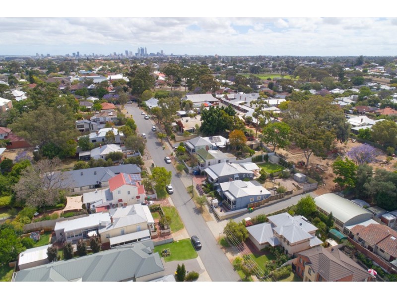 12 HILL STREET, Bayswater WA 6053