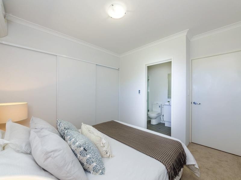 1/107 Odin Rd, Innaloo WA 6018