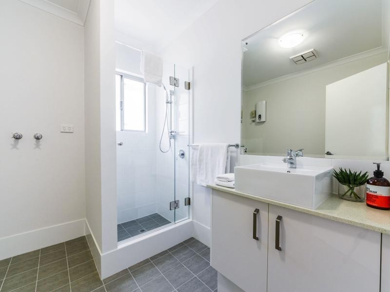 1/107 Odin Rd, Innaloo WA 6018