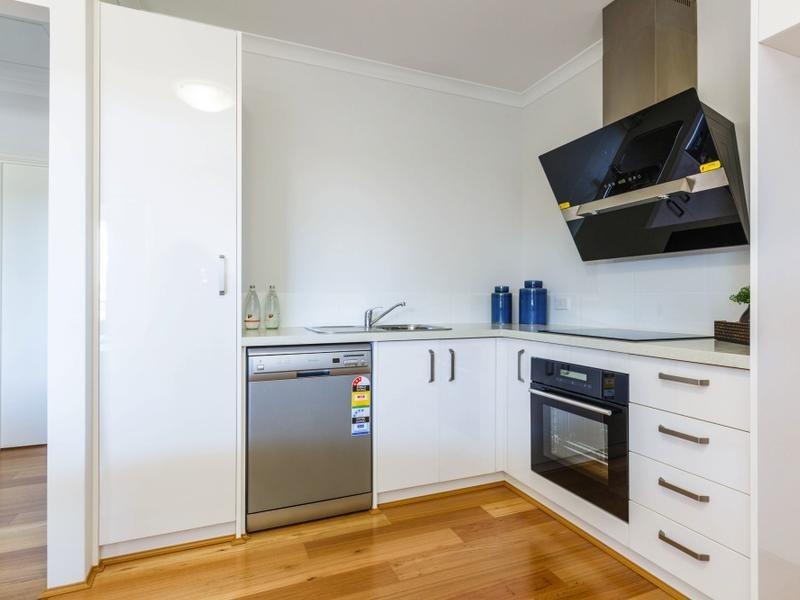 1/107 Odin Rd, Innaloo WA 6018