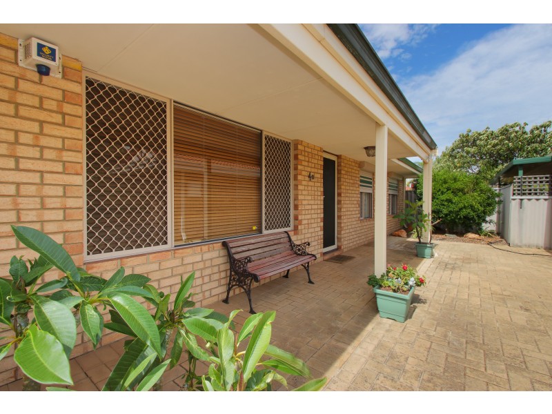 b/4 NOVA COURT, Marangaroo WA 6064
