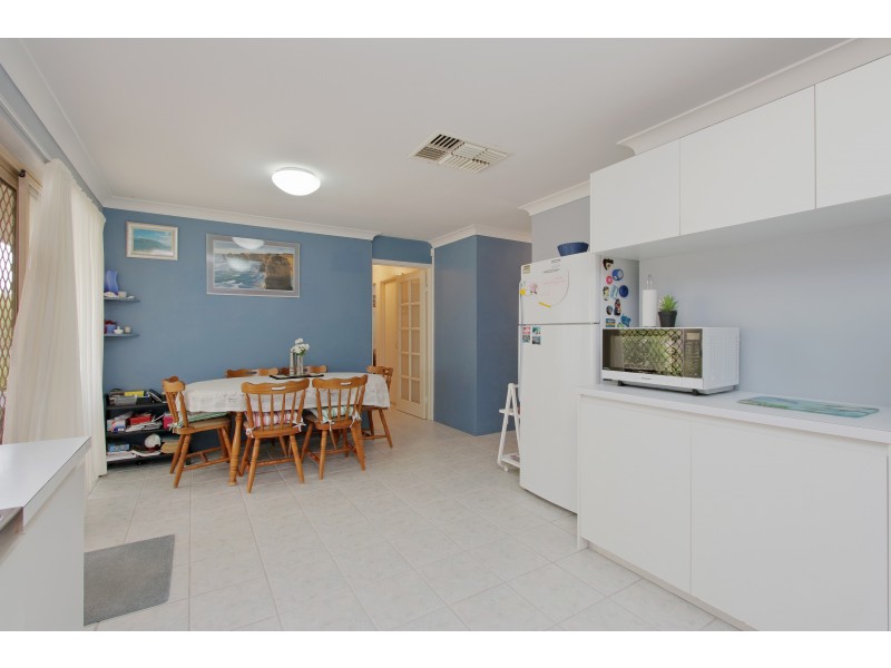 b/4 NOVA COURT, Marangaroo WA 6064