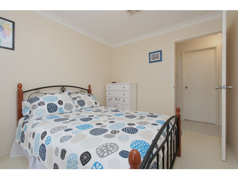 b/4 NOVA COURT, Marangaroo WA 6064