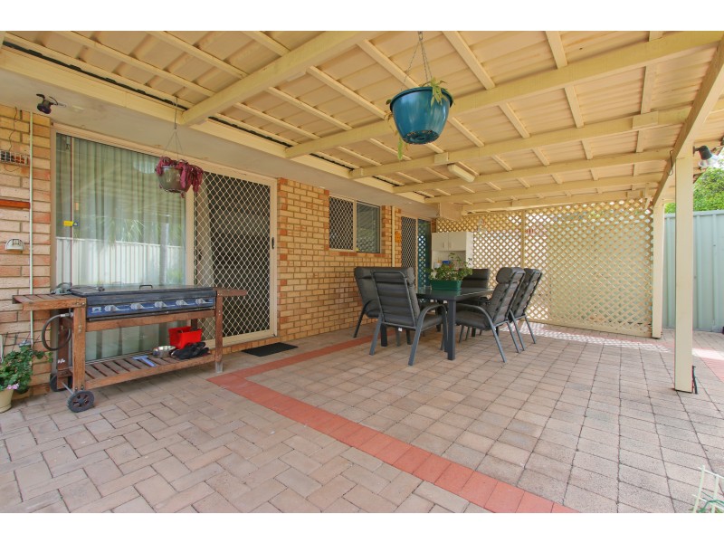 b/4 NOVA COURT, Marangaroo WA 6064