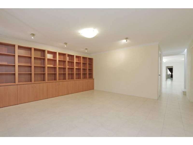 7 Hill Street, Bayswater WA 6053