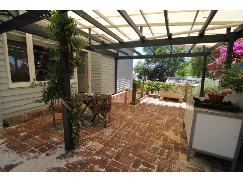 21 HILL STREET, Bayswater WA 6053