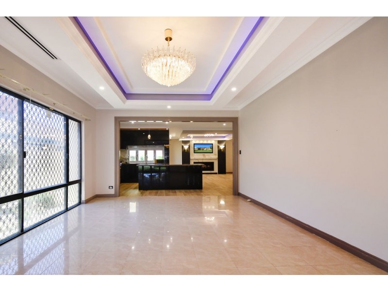 3 Gilfillan Green, Dianella WA 6059