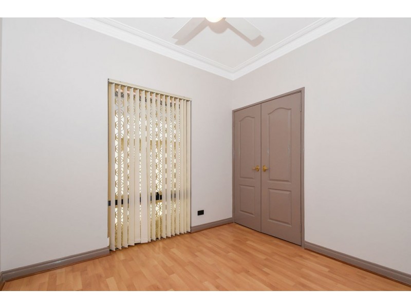 3 Gilfillan Green, Dianella WA 6059