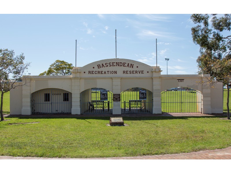 62 Railway Parade, Bassendean WA 6054