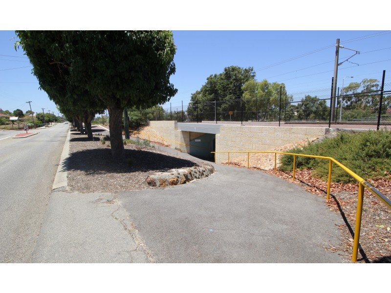 62 Railway Parade, Bassendean WA 6054