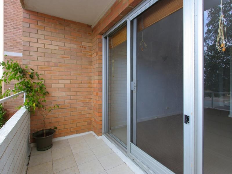 6/71 Golf View Street, Yokine WA 6060