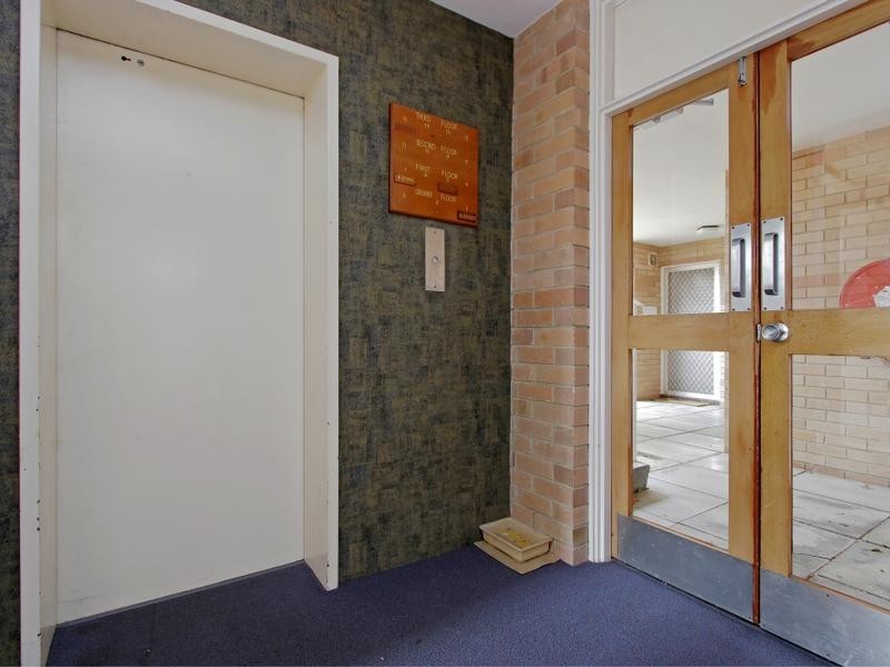 6/71 Golf View Street, Yokine WA 6060