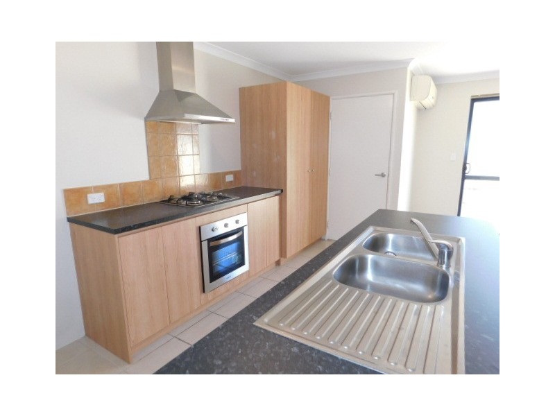 4 PLAYDEN WAY, Balga WA 6061