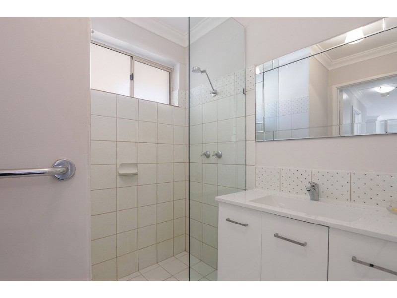 2/12 Watson Place, Maylands WA 6051