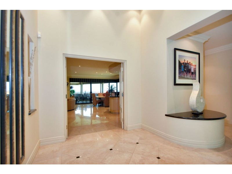 2 BYERS LANE, Dianella WA 6059