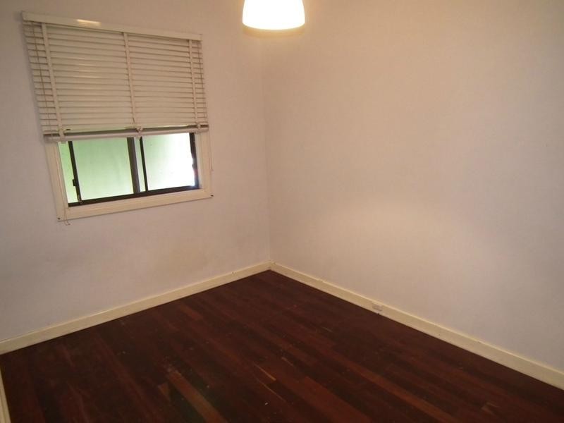 54 Redcliffe Avenue, Balga WA 6061