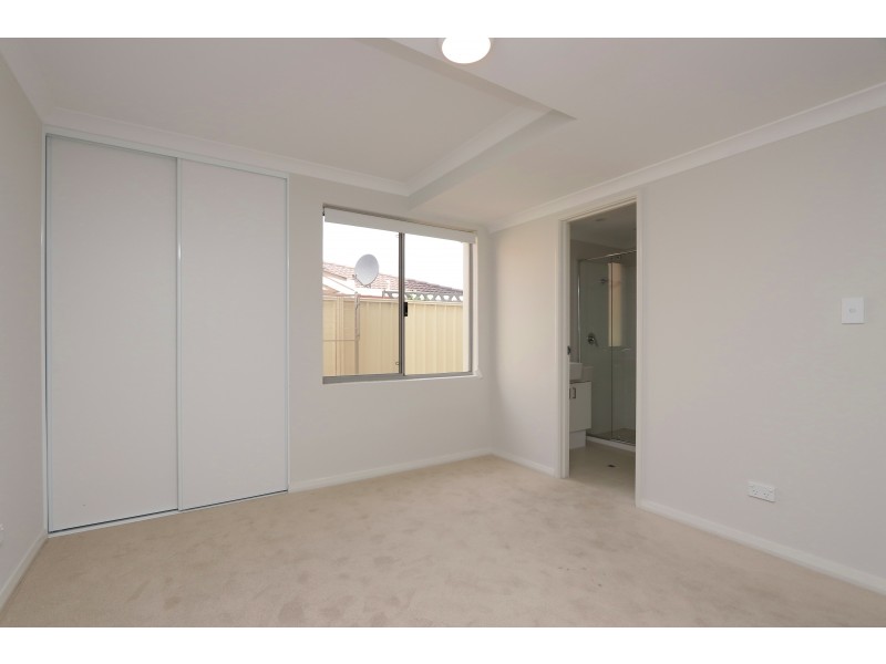 6/55 HOOLEY ROAD, Midland WA 6056