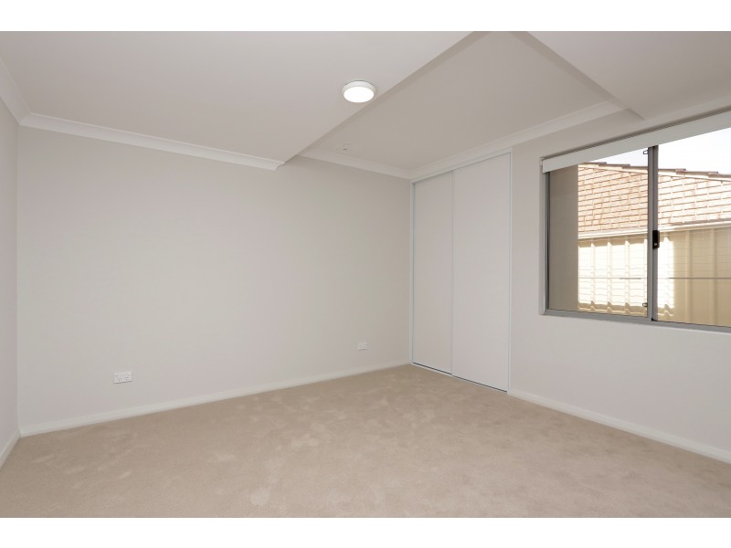 6/55 HOOLEY ROAD, Midland WA 6056