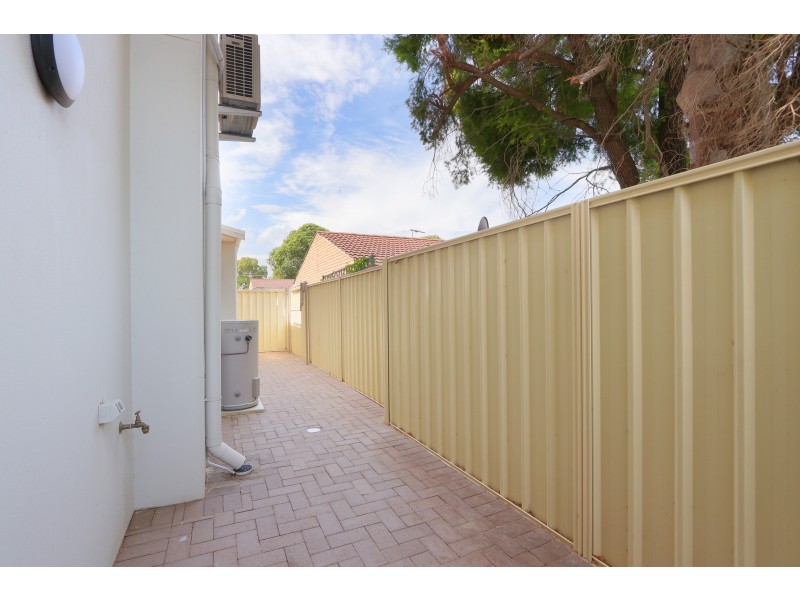 6/55 HOOLEY ROAD, Midland WA 6056