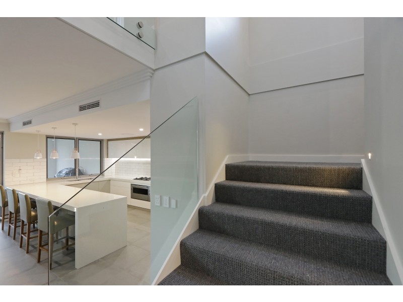 24 SERENADE CORNER, The Vines WA 6069