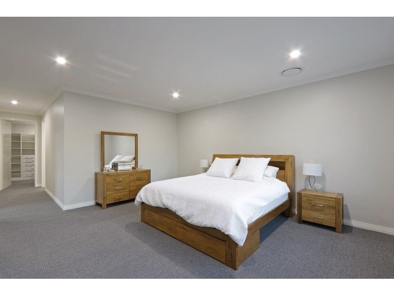 24 SERENADE CORNER, The Vines WA 6069