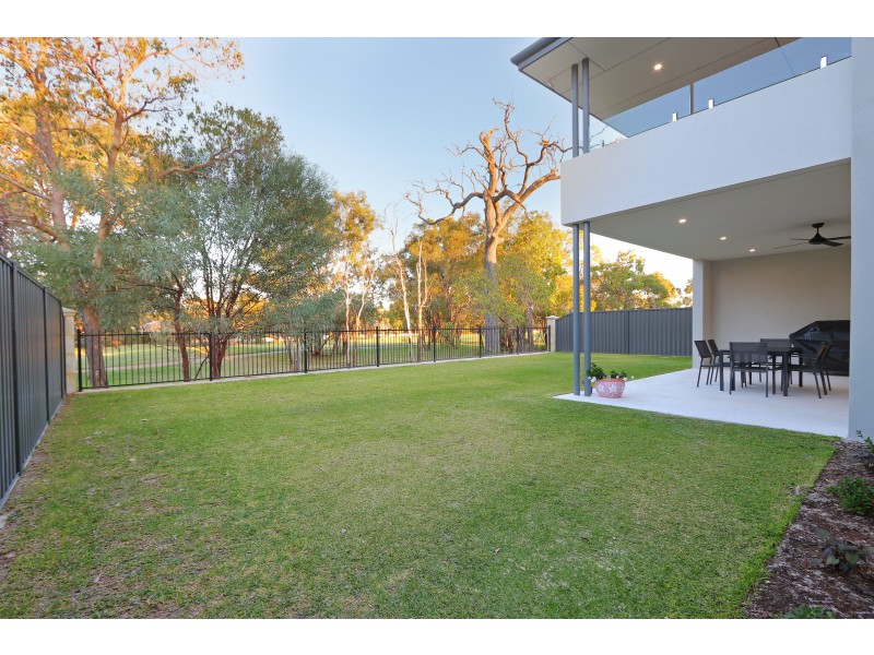 24 SERENADE CORNER, The Vines WA 6069