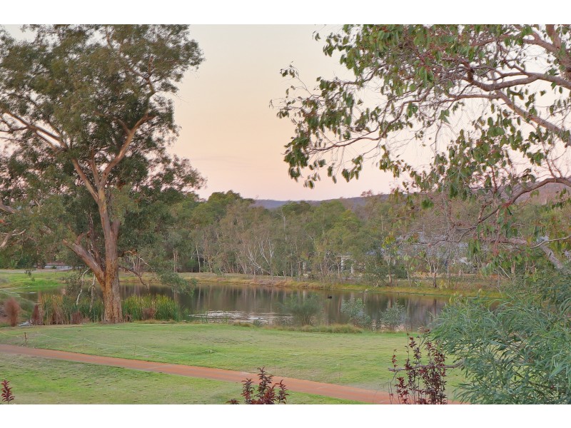 24 SERENADE CORNER, The Vines WA 6069