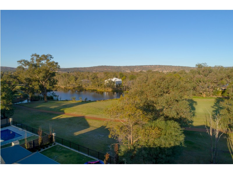 24 SERENADE CORNER, The Vines WA 6069