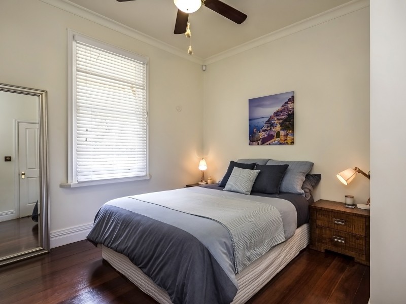 1 Johnson Avenue, Guildford WA 6055