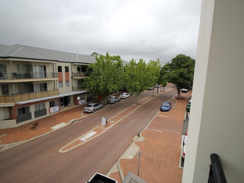 28/5 Keane Street, Midland WA 6056