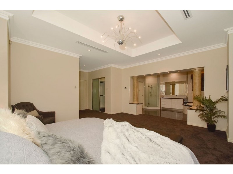 4 AITAPE VISTA, Dianella WA 6059