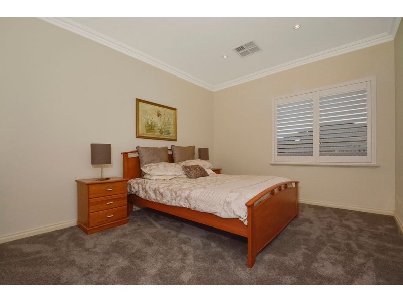 4 AITAPE VISTA, Dianella WA 6059