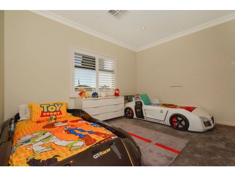 4 AITAPE VISTA, Dianella WA 6059