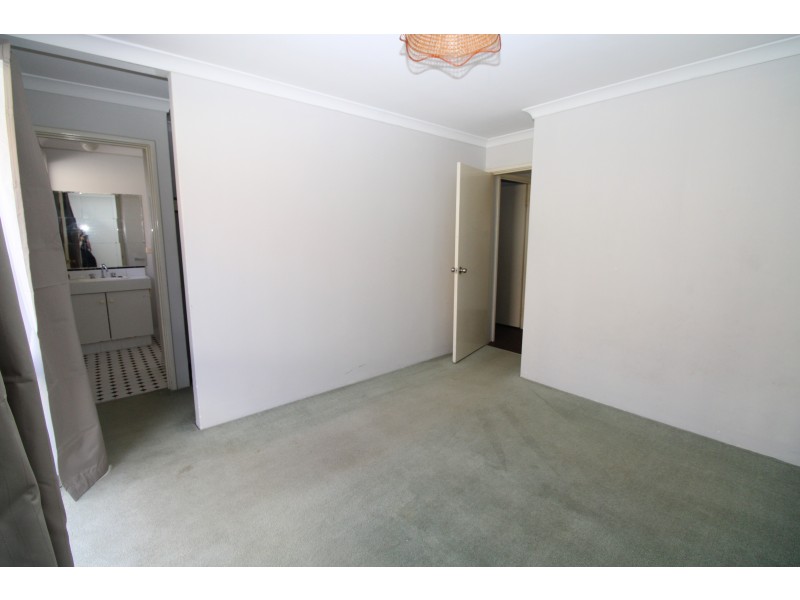 34 Honours Rise, Marangaroo WA 6064