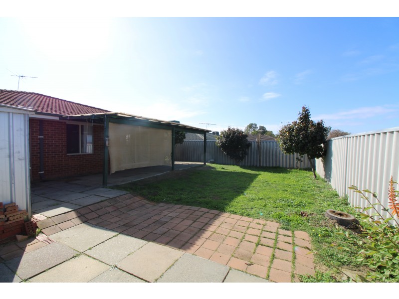 34 Honours Rise, Marangaroo WA 6064