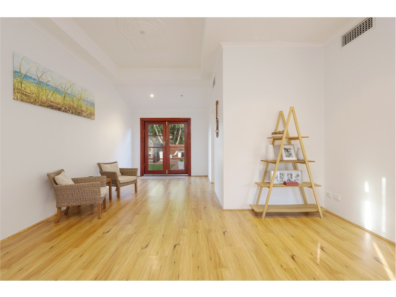 27 Chancery Lane, Alexander Heights WA 6064