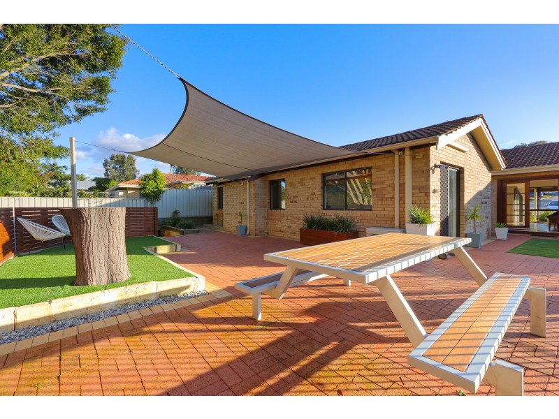 27 Chancery Lane, Alexander Heights WA 6064