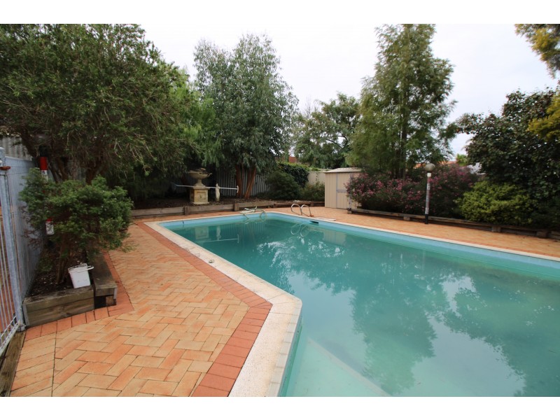 51 April Road, Dianella WA 6059